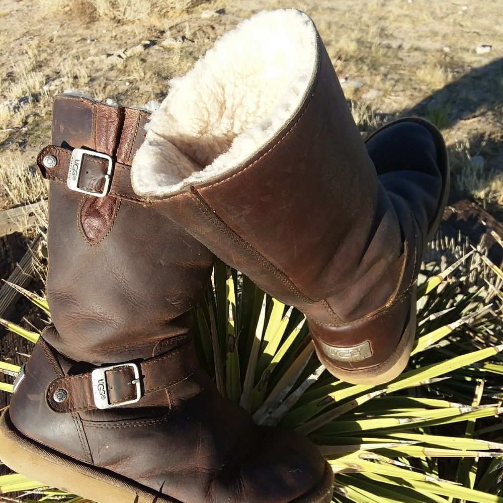 Ugg Awesome Brown Moto/Bomber Boots:sz9